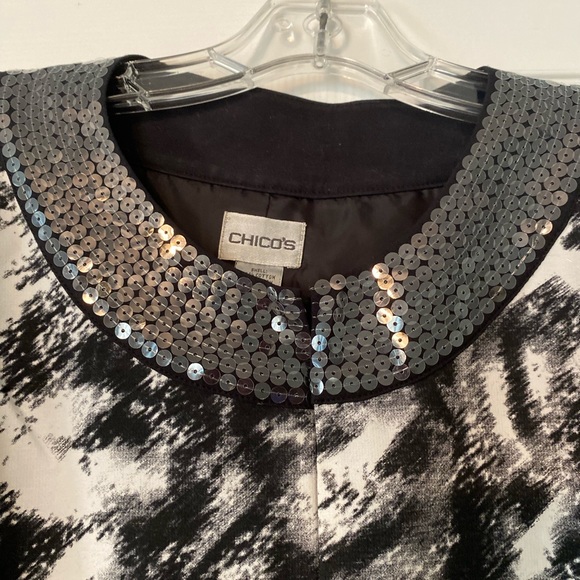 Chicos—Beautiful sequence jacket, fully lined, like new. - Picture 2 of 4